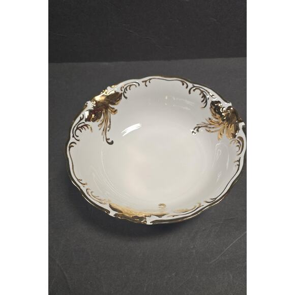 Vintage Wałbrzych Porcelain Bowl White Gold Trim Embossed Floral Poland 8.25" - Picture 2 of 8
